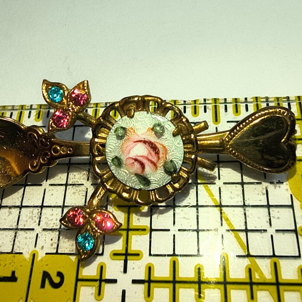 Vintage 1950's CORO Guilloche Rose Enamel  Pin & Screw Back Earrings          13 - Picture 7 of 8